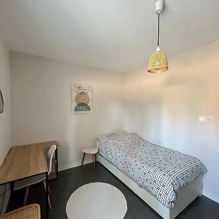 Bas De Avec Piscine Prive - Calme Apartment